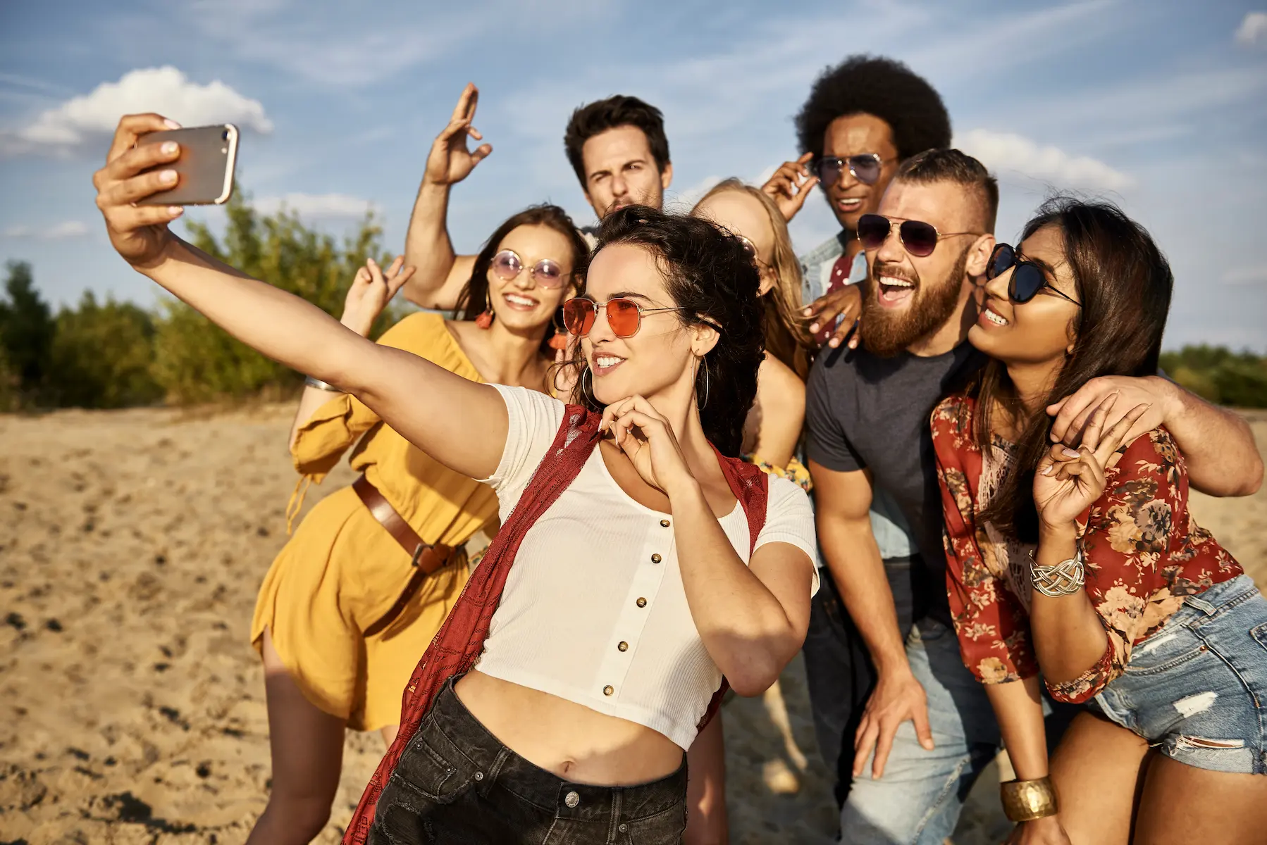 Restyling logo e sito web weekendieriviaggidigruppo – viaggi di gruppo di Francesca Spampinato